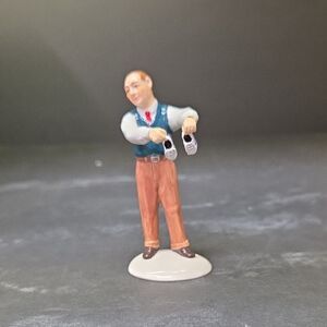 Dept 56 Snow Village "Brand New Shoes".  Retired EUC #55224 Man Only